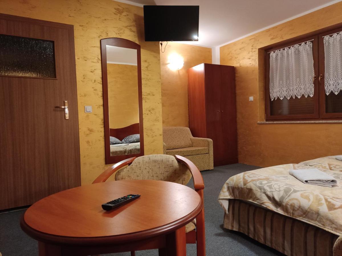 Agroturystyka Kameralna93 Ochaby Exterior foto